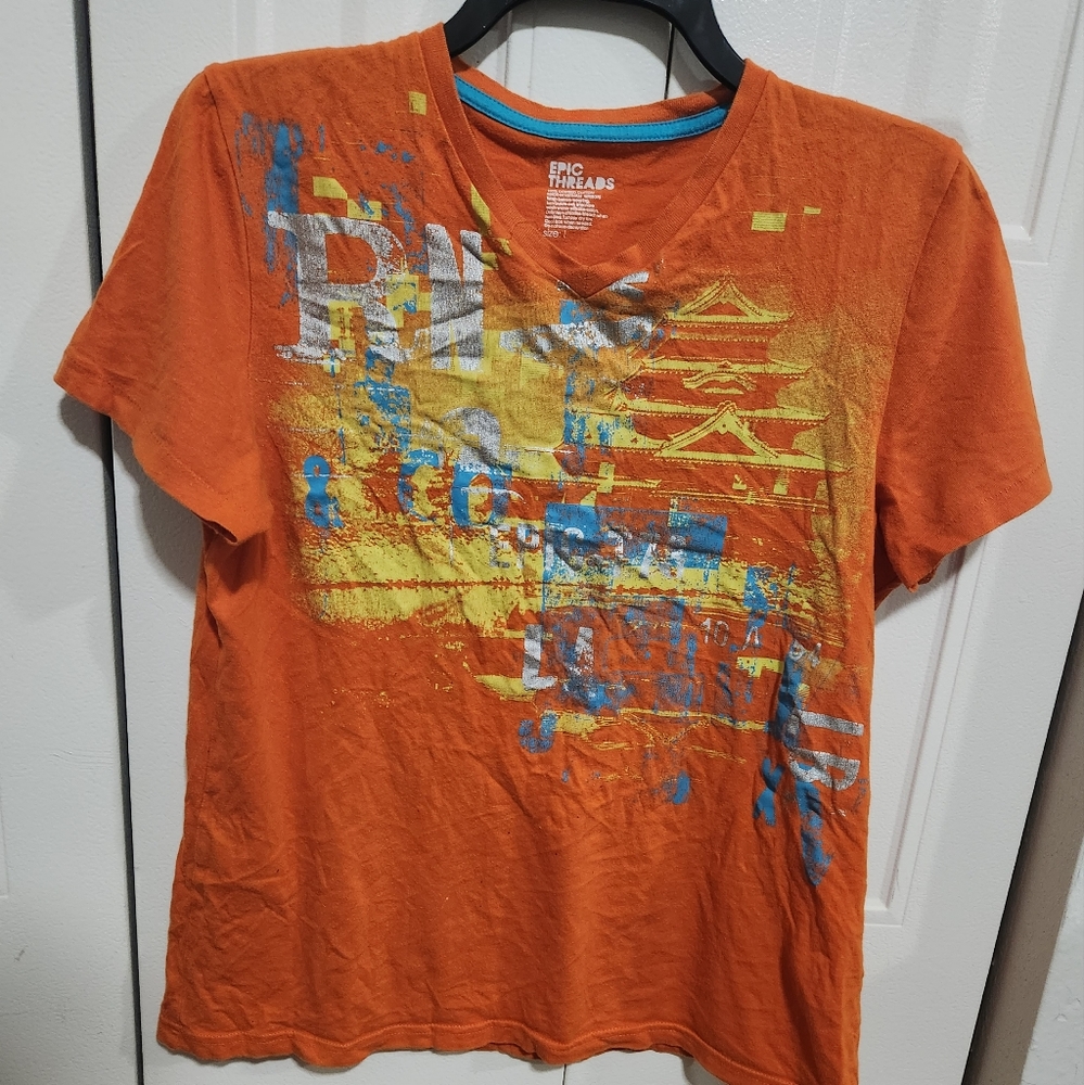 Epic Threads - Picture 2 of 3